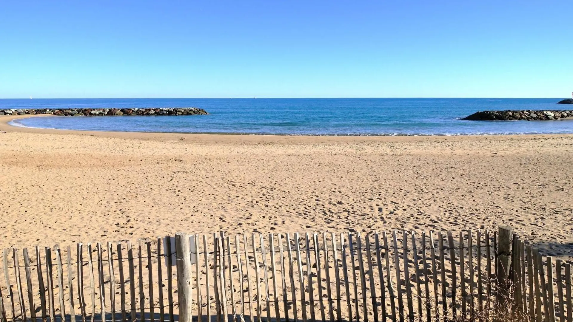 Apartment Le Front De Mer-6 By Interhome Saint Aygulf